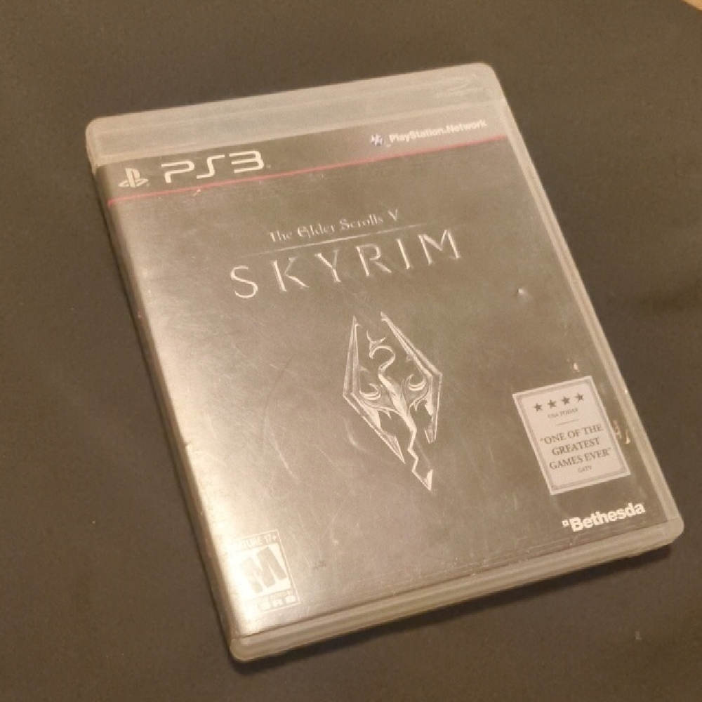 PS3 The Elder Scrolls V: Skyrim Game